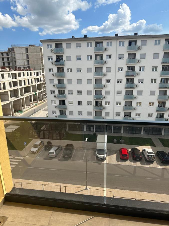 Luxury Apartments D&B Podgorica Exterior foto