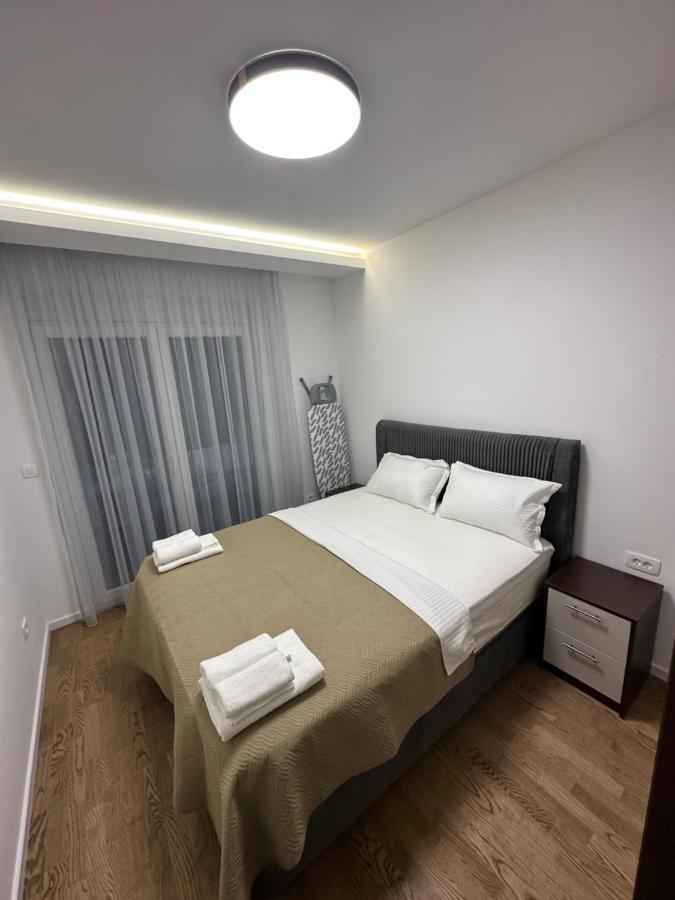 Luxury Apartments D&B Podgorica Exterior foto