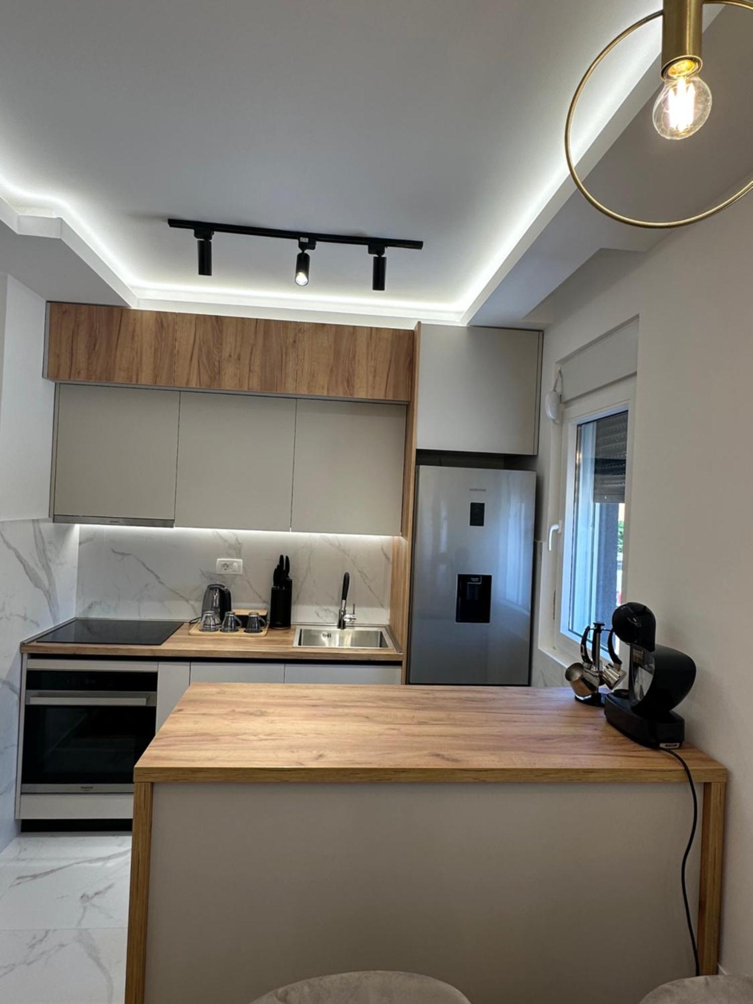 Luxury Apartments D&B Podgorica Exterior foto