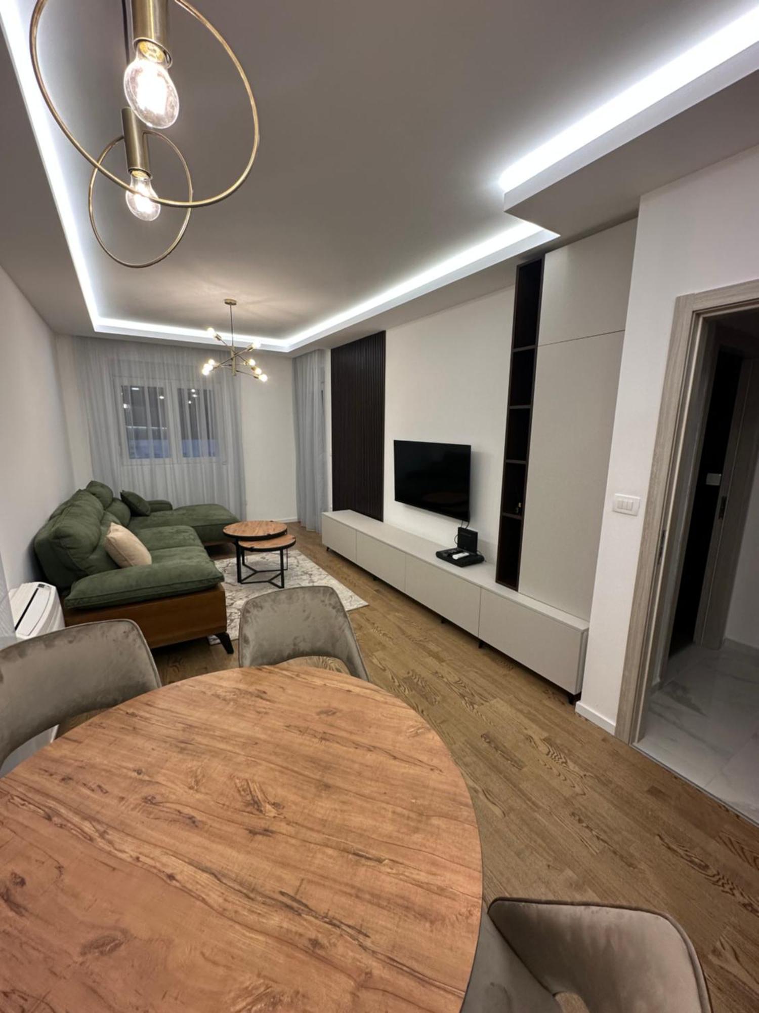Luxury Apartments D&B Podgorica Exterior foto